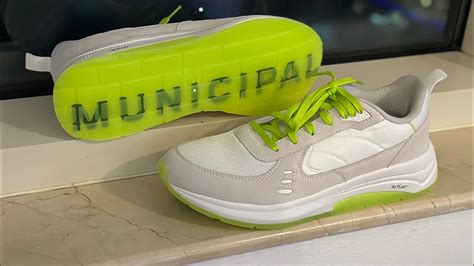 mark wahlberg shoes municipal.